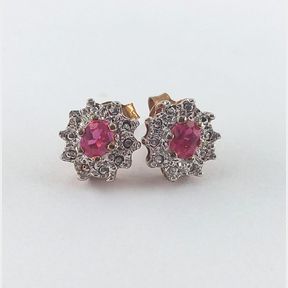 Yellow Old Earrings With .500ct Garnets - 51533/77