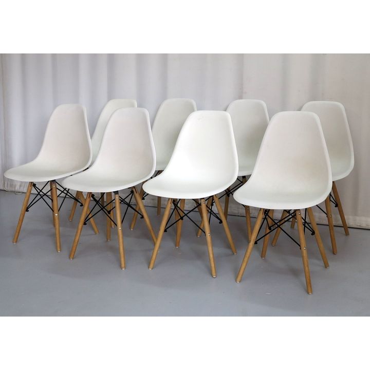 SET OF 8 EAMES REPLICA PLASTIC AND WOOD DINING CHAIRS