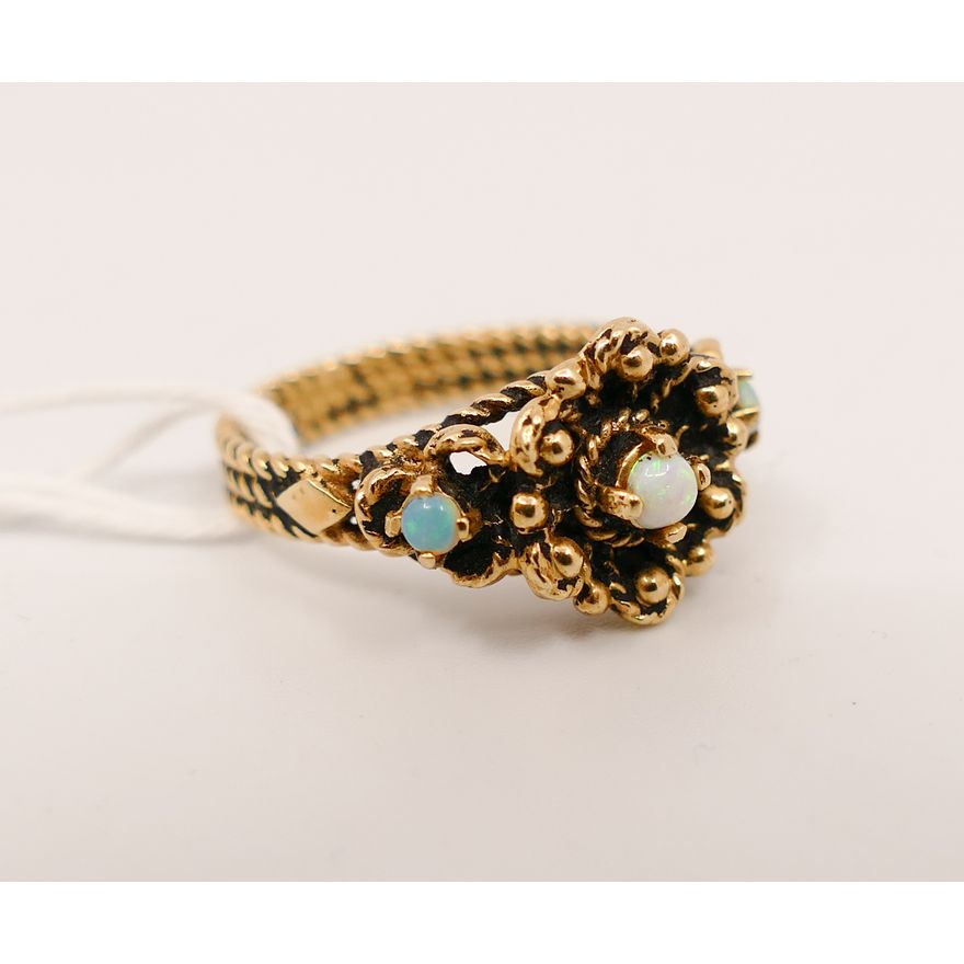 Ladies Rope Design 14K Opal Ring- Size 7- 4.2g
