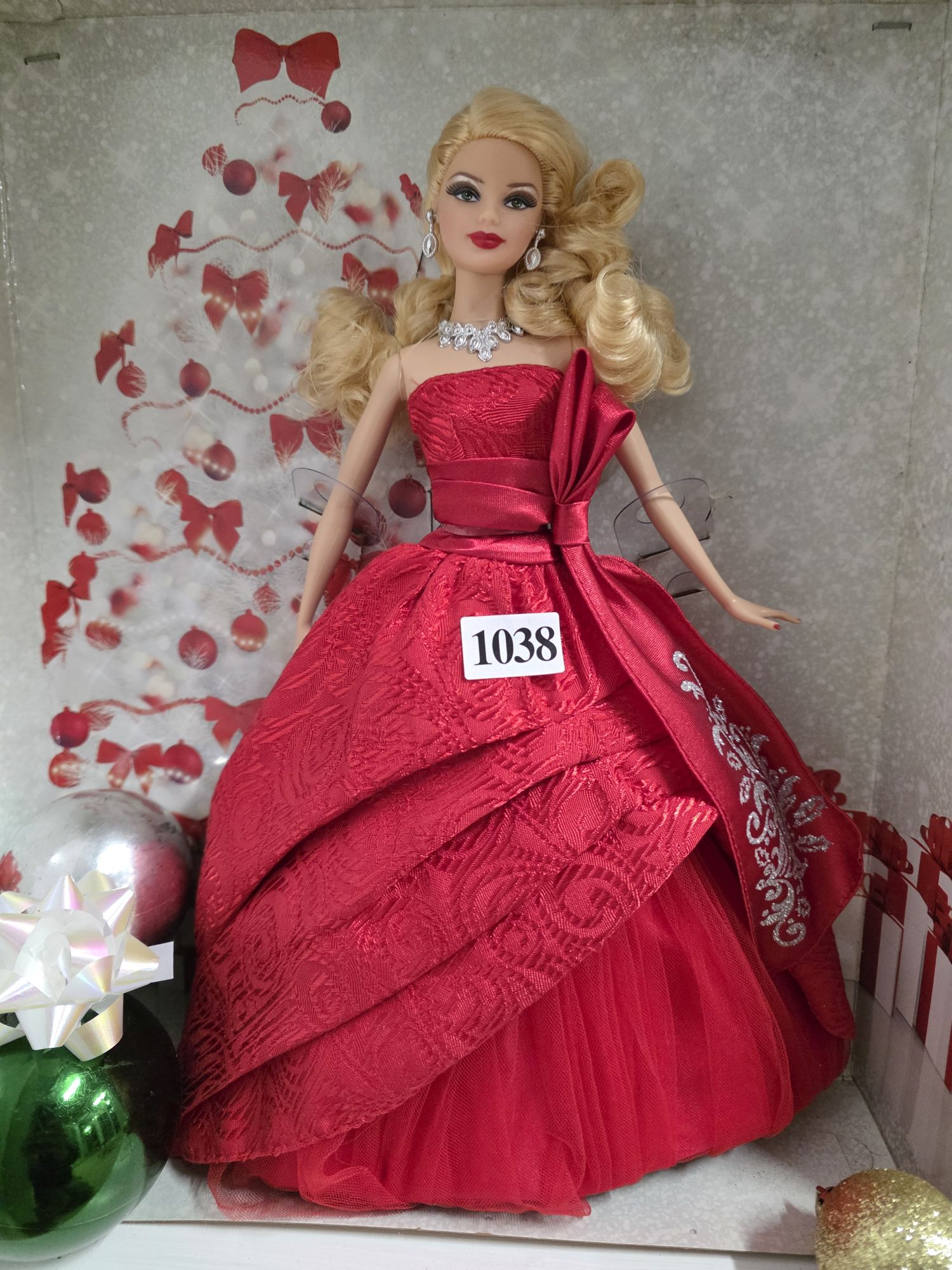 1038 · BARBIE DOLL