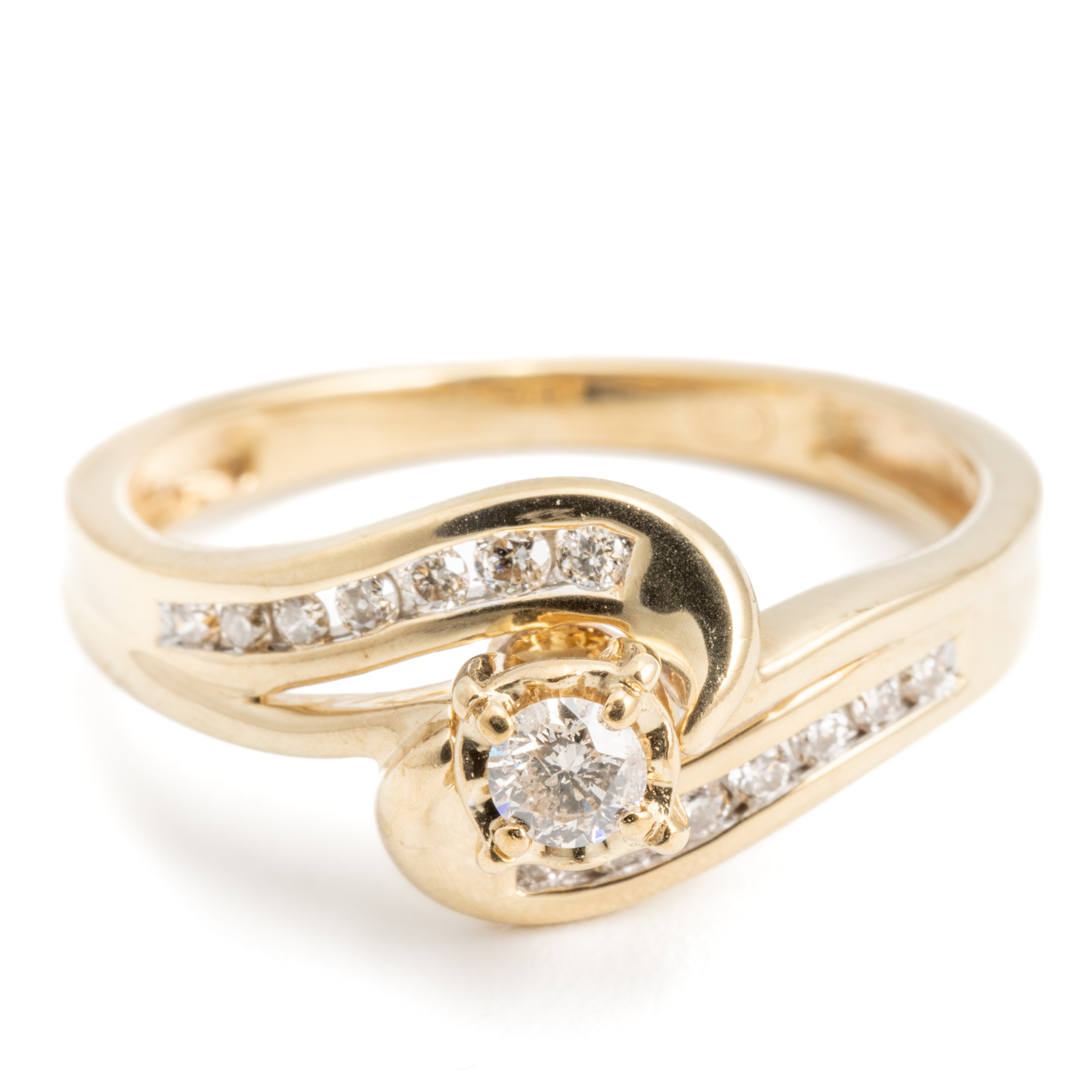 126 · Diamond 9ct Gold Ring