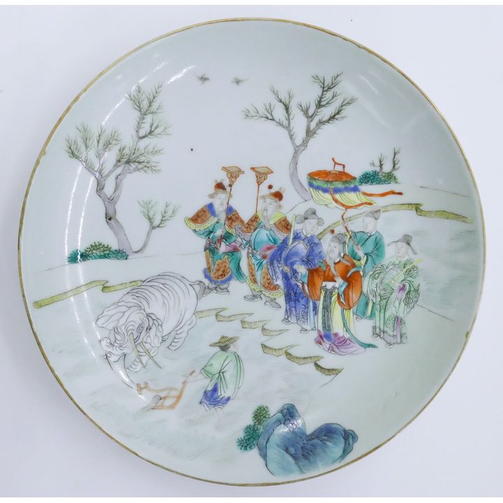 Chinese Jiaqing Elephant and Scholars Dish