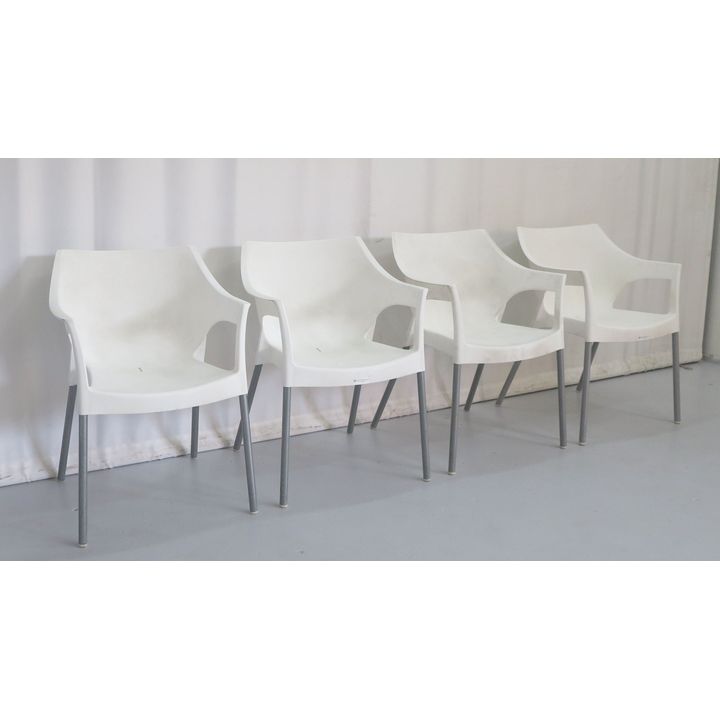 SET OF 4 STACKING CHAIRS