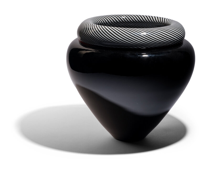 Lino Tagliapietra
(Italian, b. 1934) 
Glass Vessel Effetre International, Italy