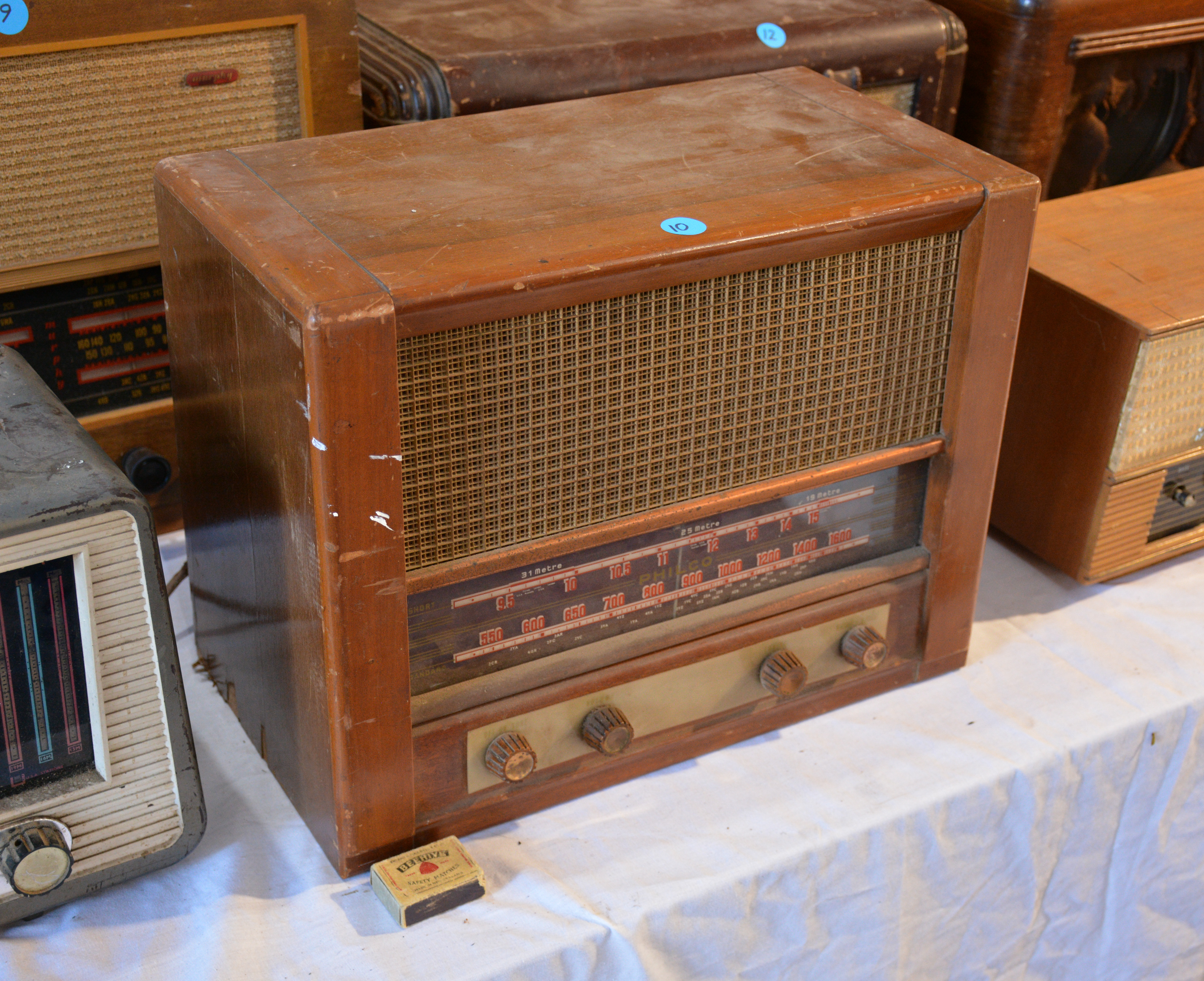 Philco Valve Radio — sold at auction in New Zealand for $5