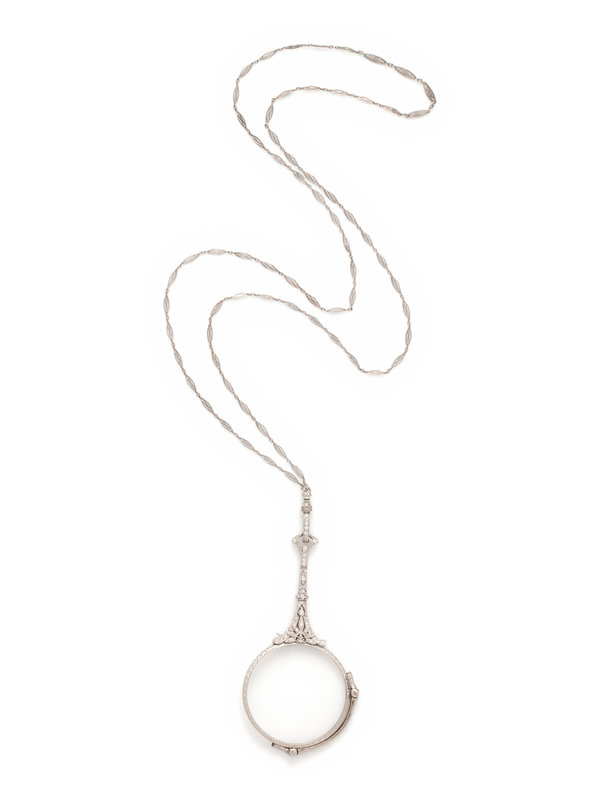 EDWARDIAN, PLATINUM AND DIAMOND LORGNETTE WITH LONGCHAIN
