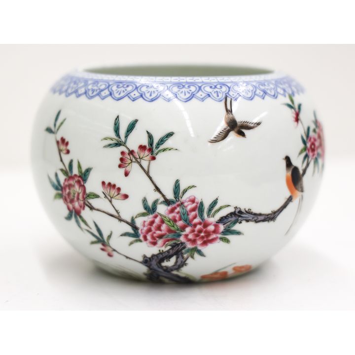 Chinese Republic Porcelain Bird Bowl