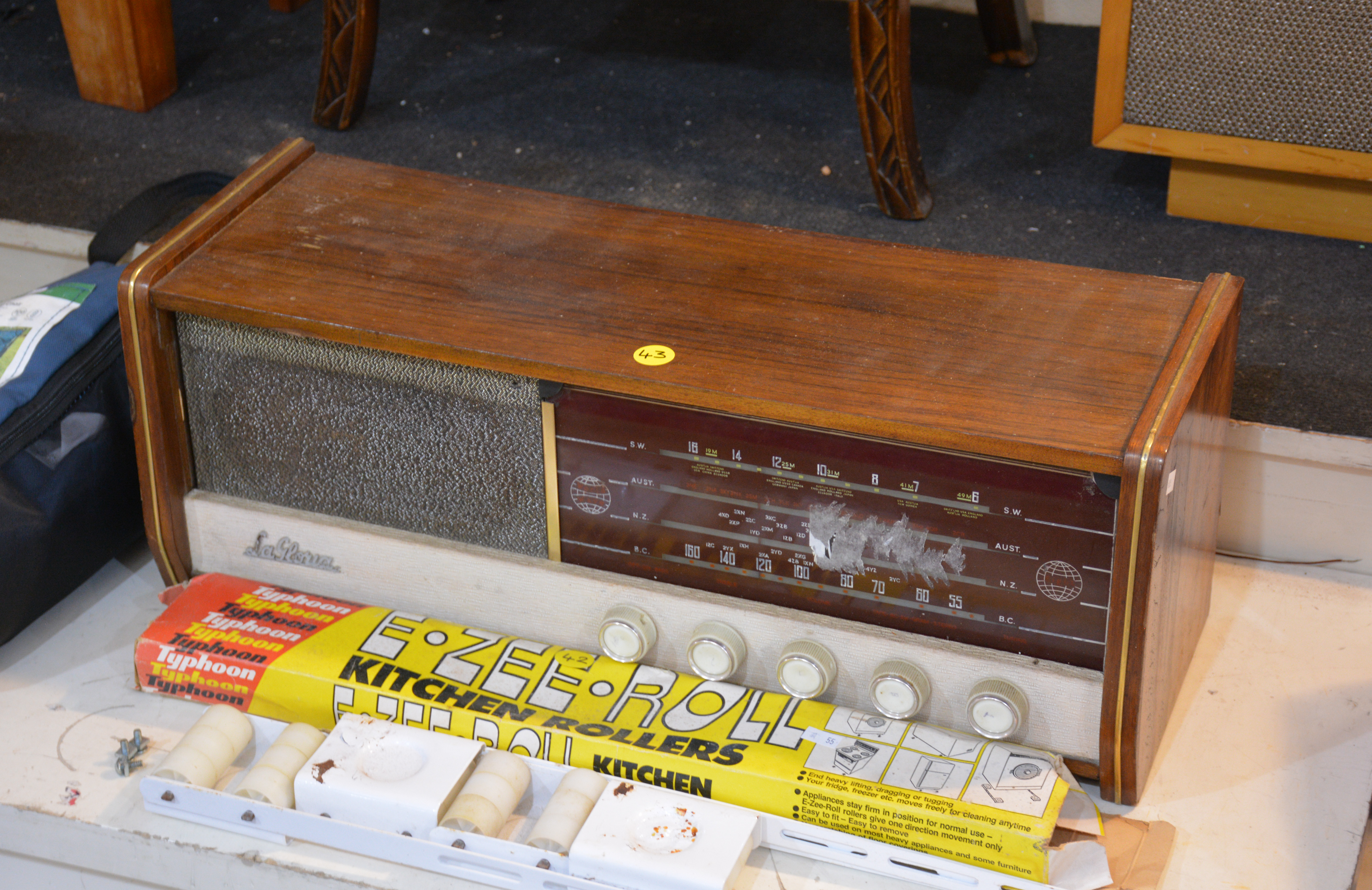 La Gloria Vintage/Antique Radio — NZ auction result