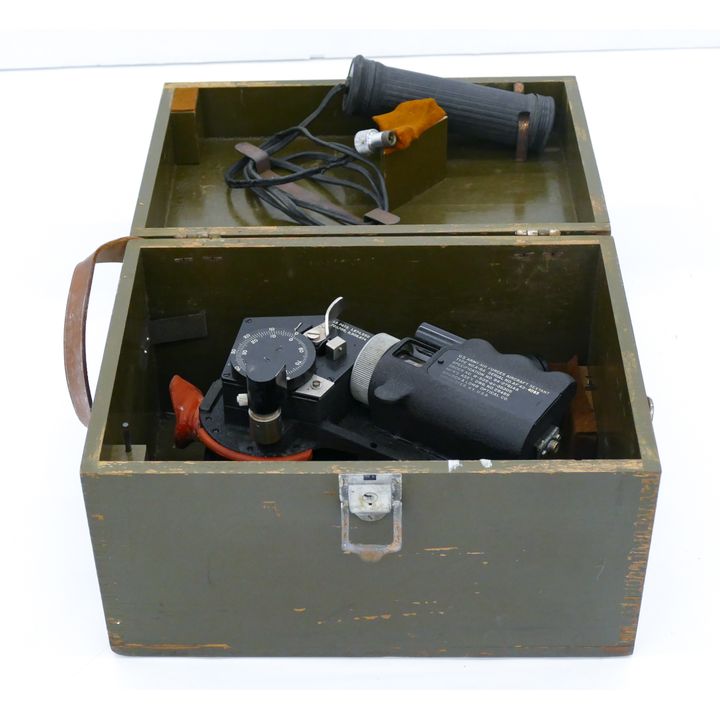 Vintage US Air Army & Air Forces Baush & Lomb Aircraft Sextant