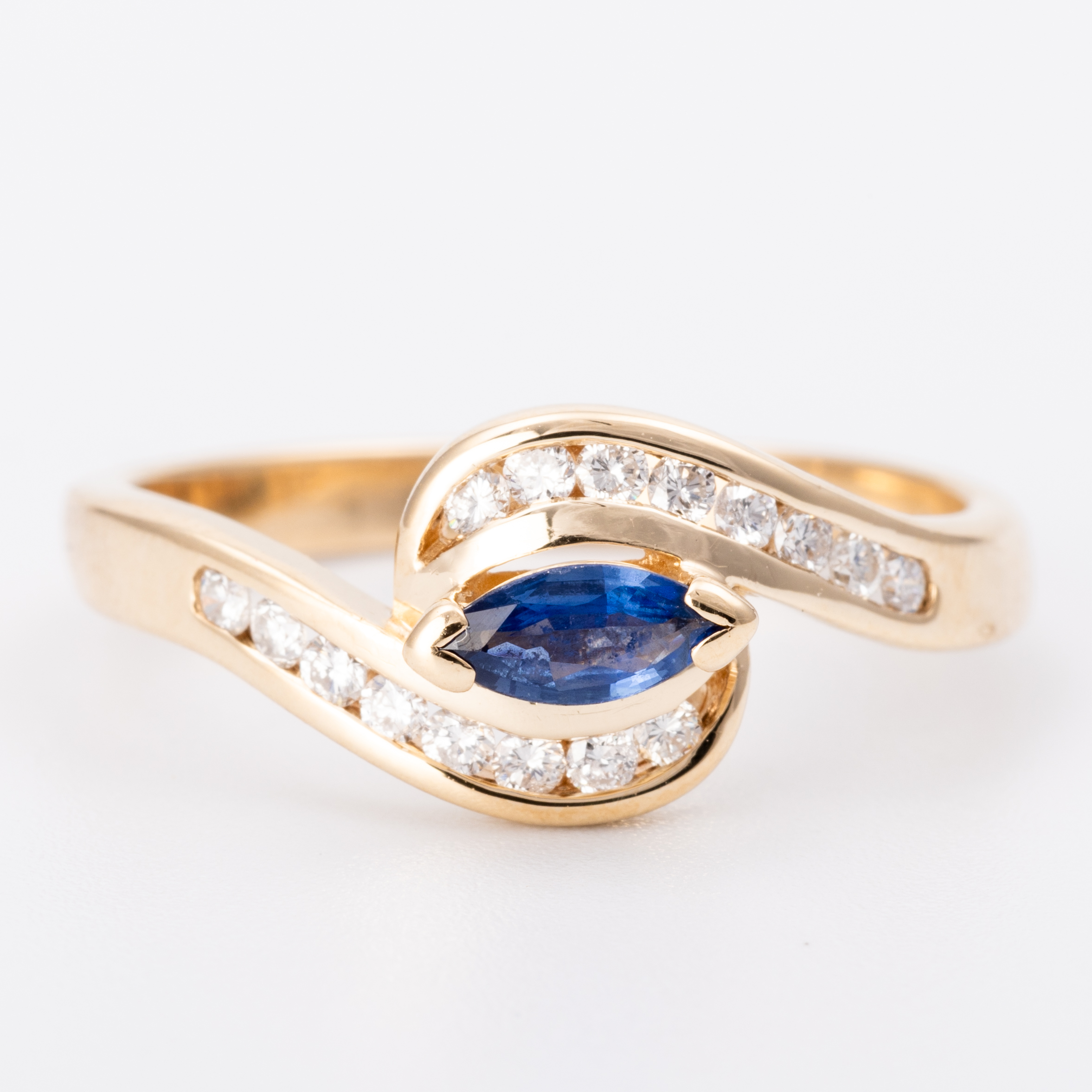 Sapphire & Diamond Ring 9ct Gold