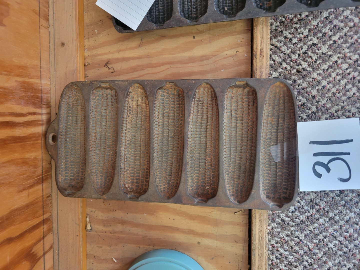 Cast Iron Cornbread Maker Midwest Auctions, LLC