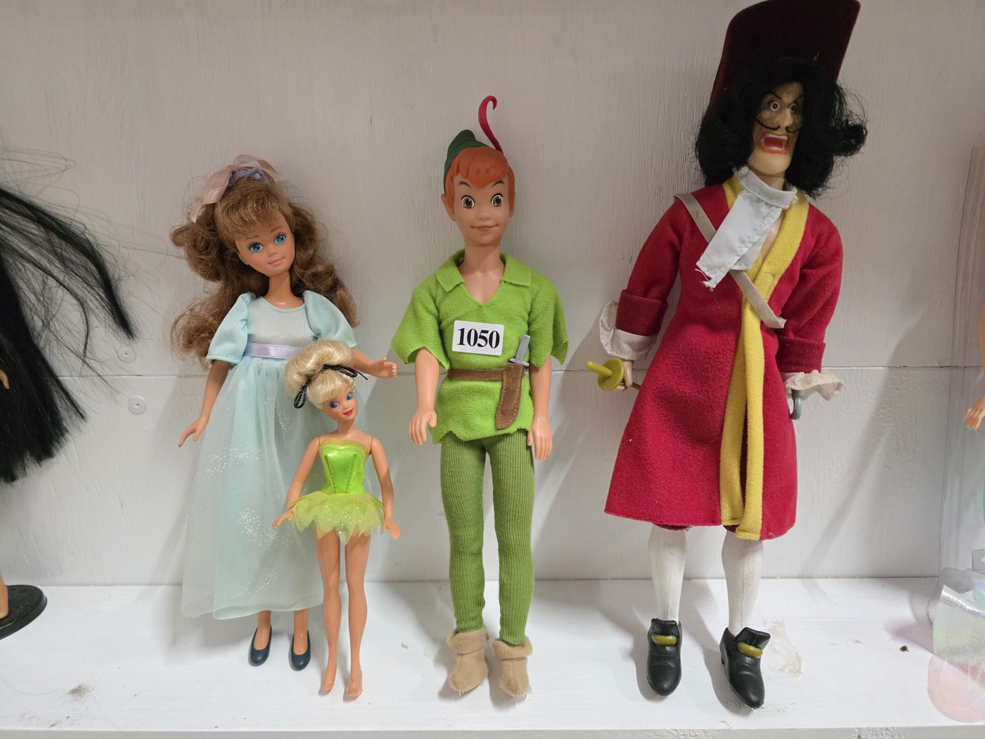 1050 · DISNEY DOLLS
