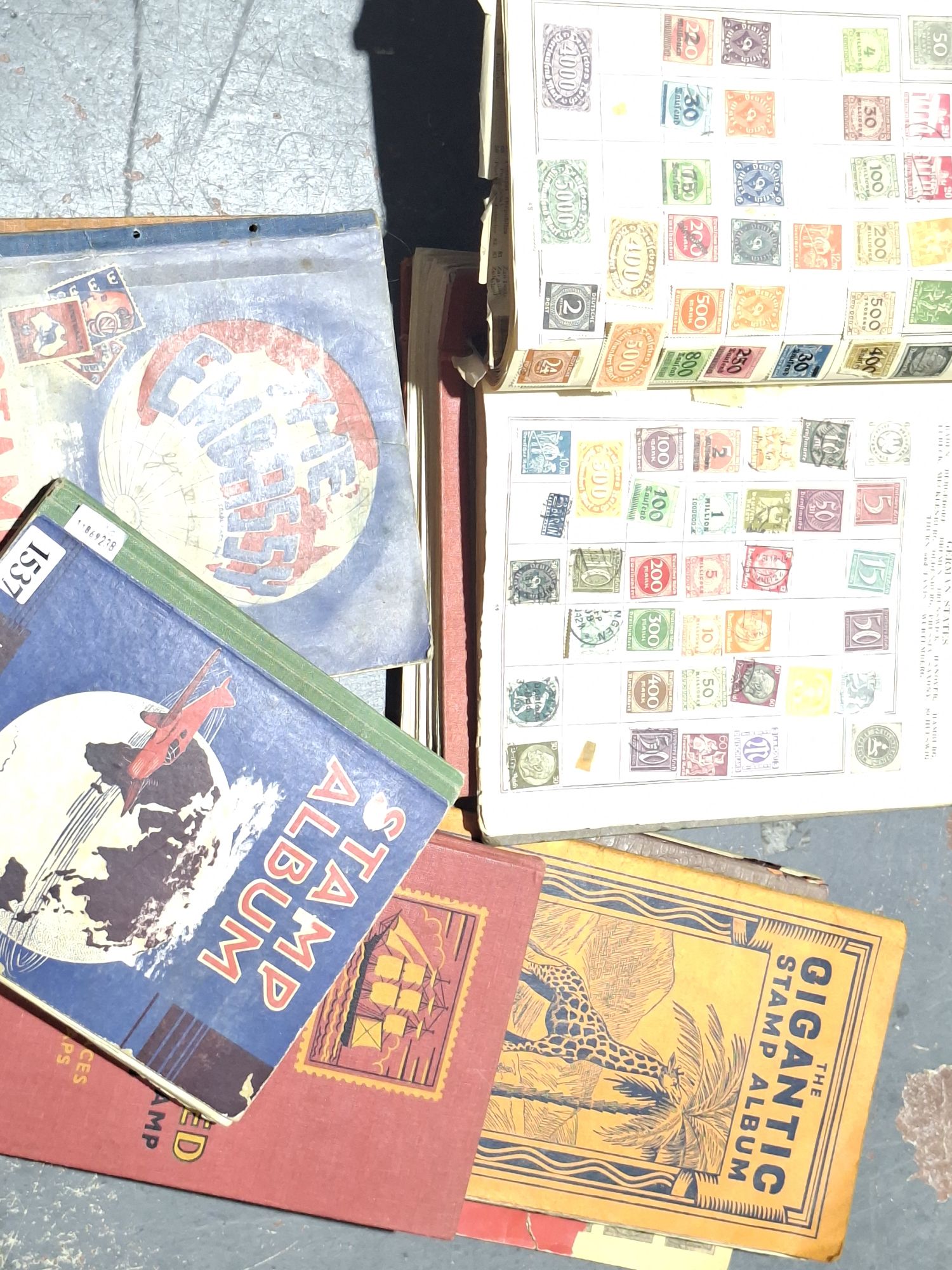 STAMPS - WORLD