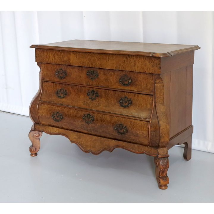 DUTCH WALNUT VENEERED THREE-DRAWER COMMODE