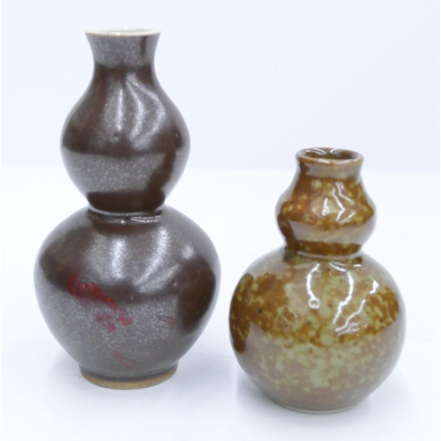 2pc Chinese Qing Miniature Gourd Vases