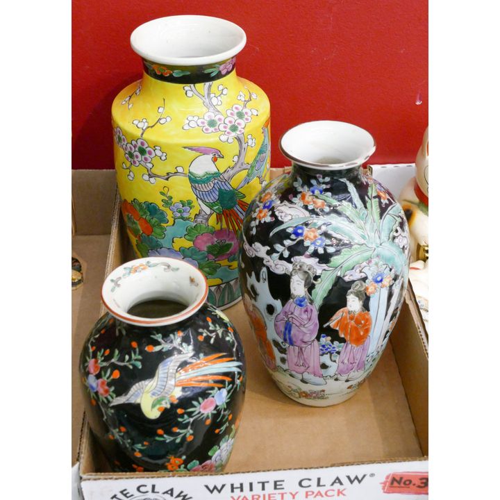 Box 3pc Japanese Deco Porcelain Vases