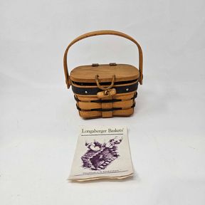 Longaberger 1993 Regional Sponsored Award Potpourri Basket - Multiple Signatures