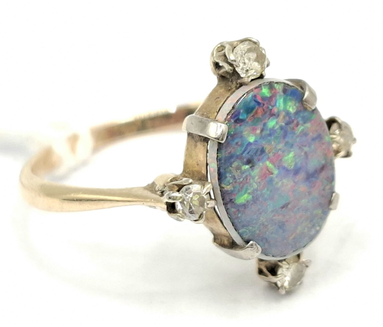 9ct Gold Opal Diamond Ring
