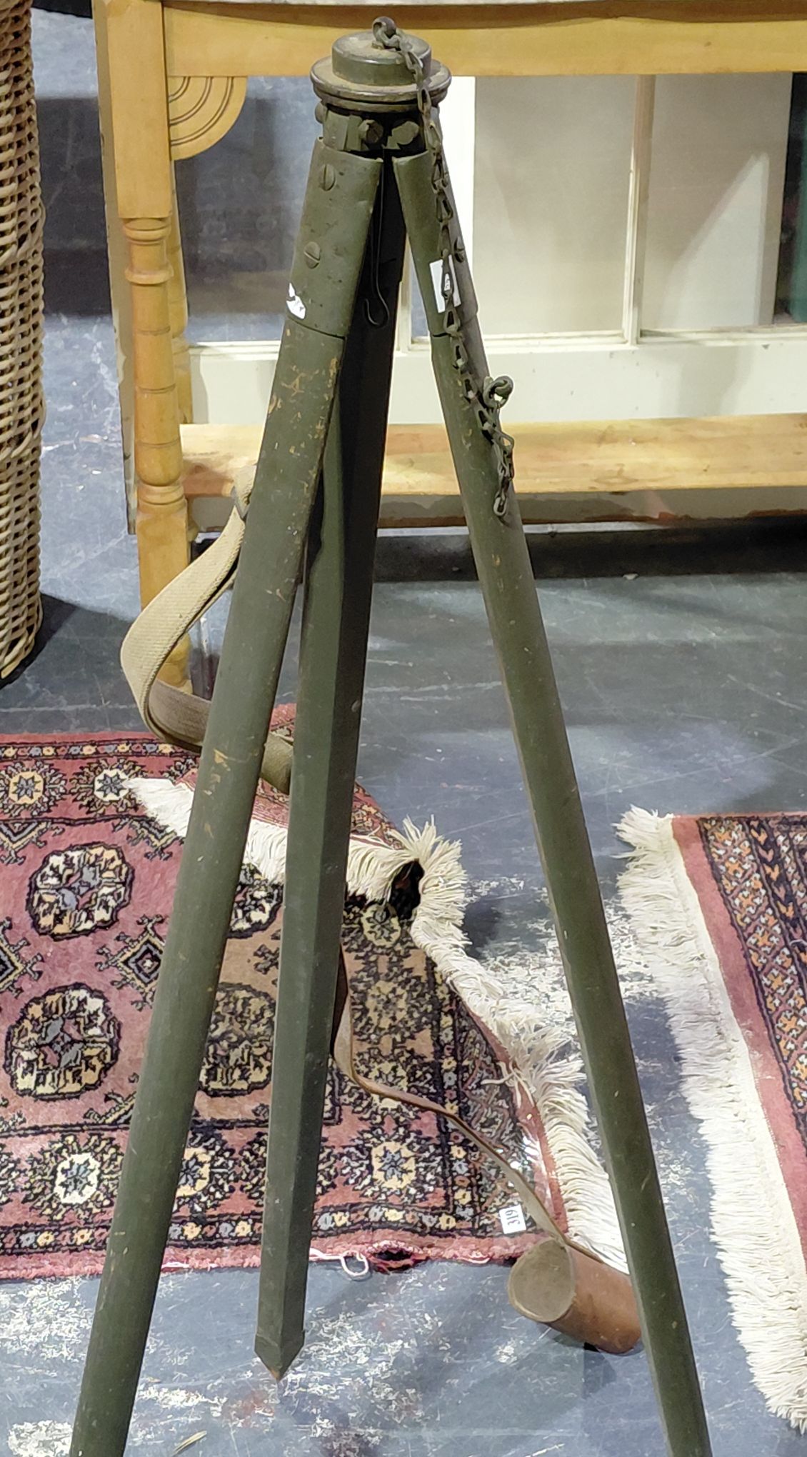 AUSTRALIAN WWII SURVEYORS STAND