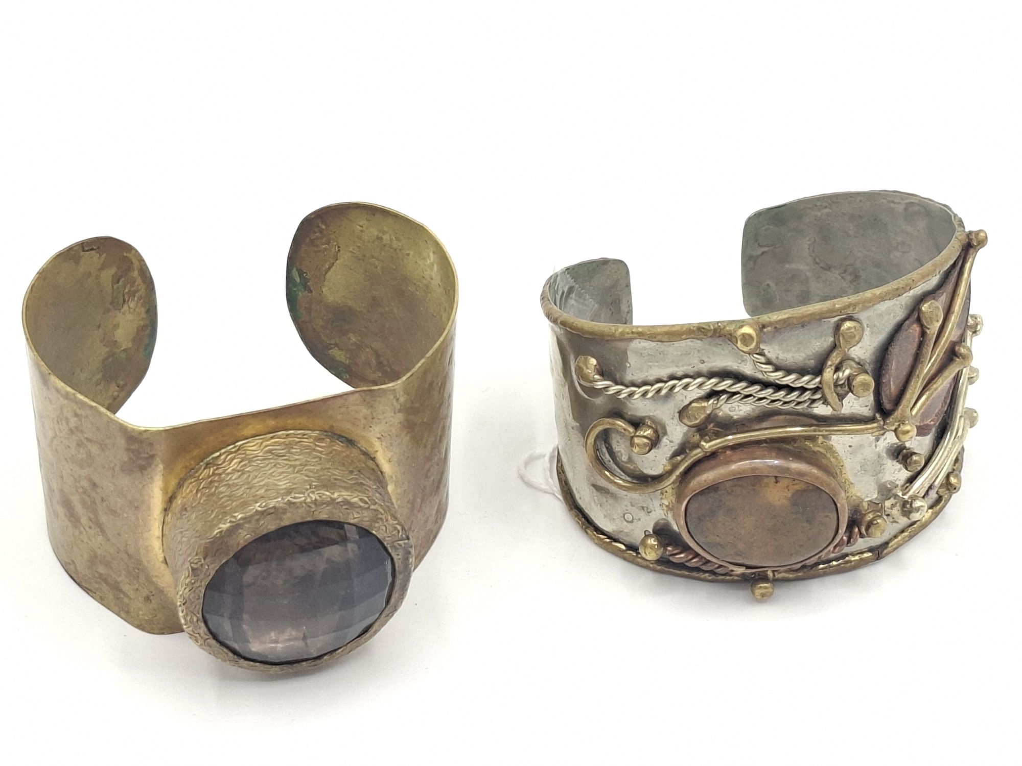 1045 · COSTUME BANGLES