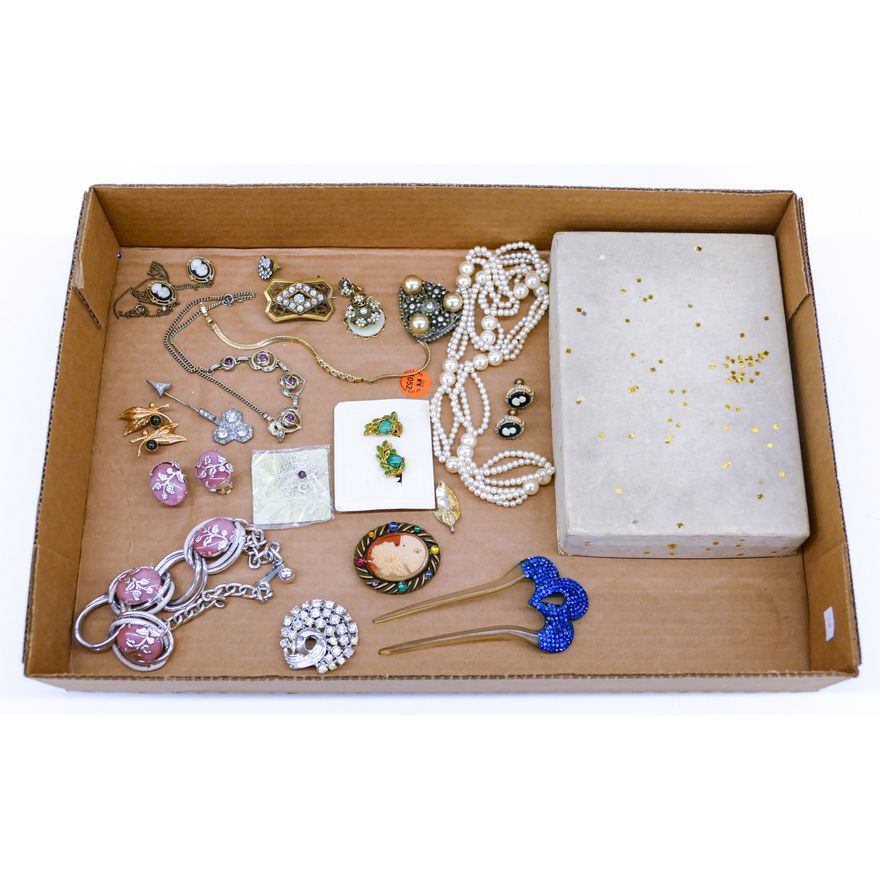 Box Vintage Costume Jewelry