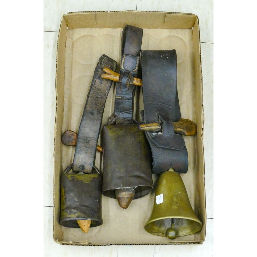 Box 3pc Old Leather Yak Bells
