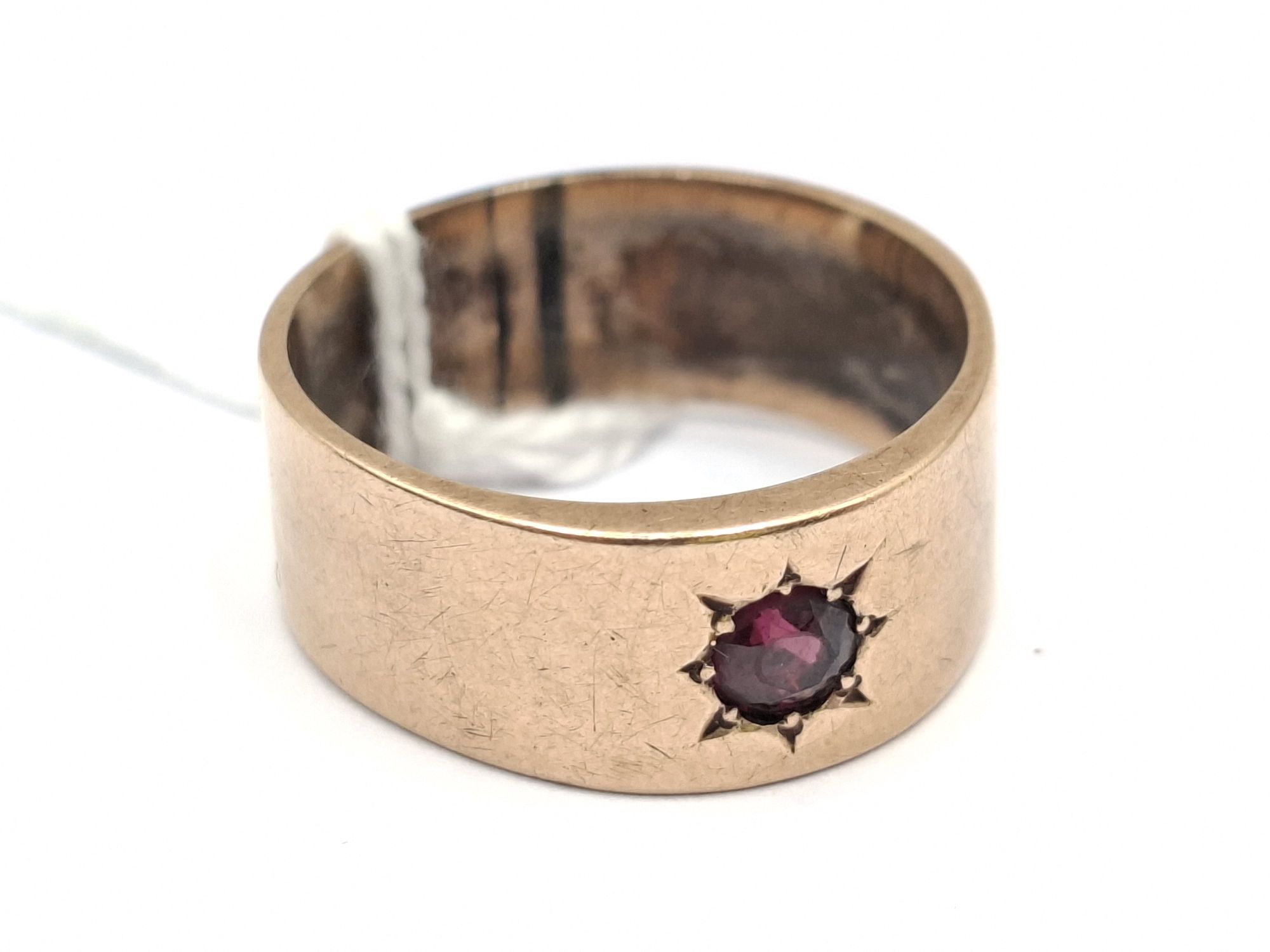 9ct Gold Ruby Ring