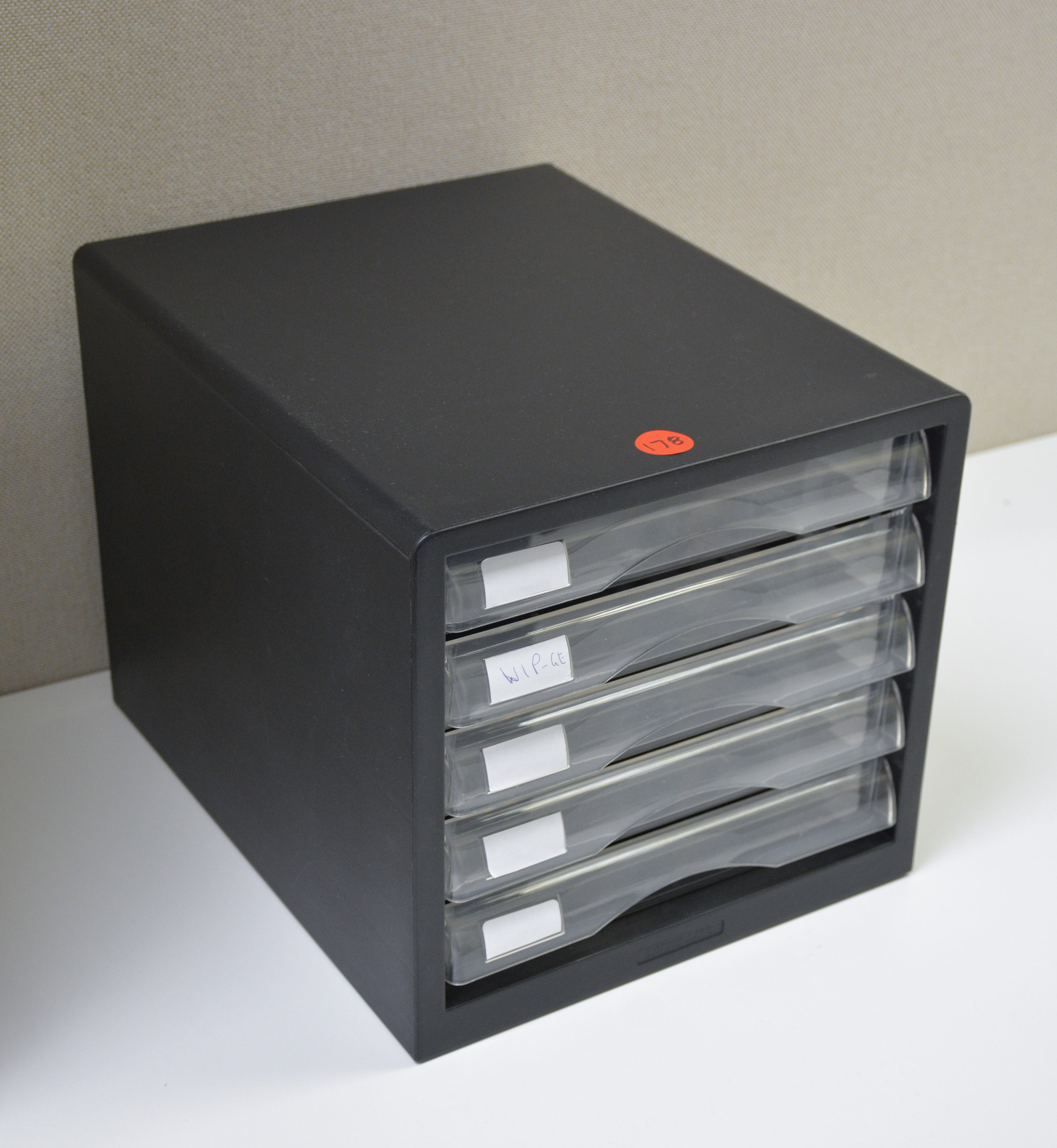 Desktop File Tidy Organiser — sold at auction in New Zealand for $20