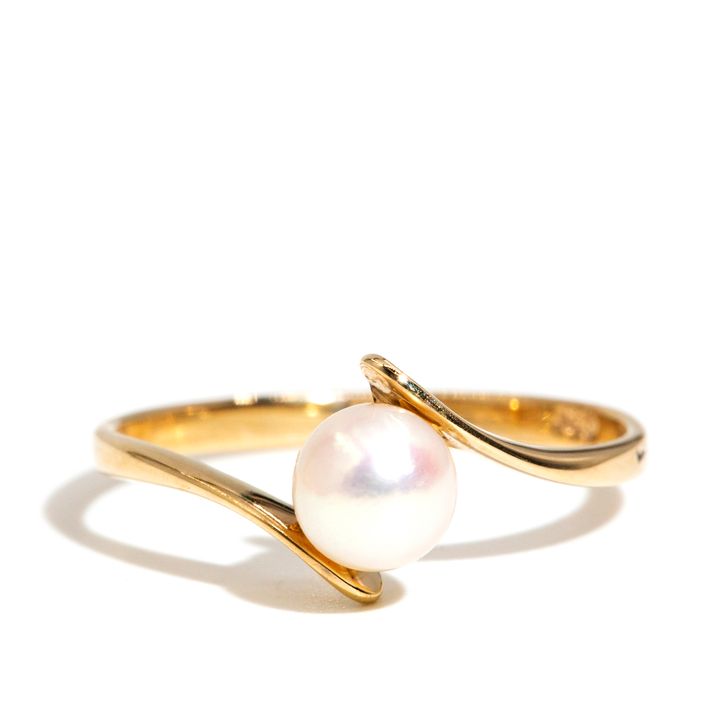 Vintage Pearl 9ct Gold Ring,