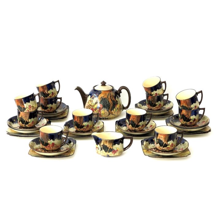 RARE ROYAL DOULTON "GNOMES" 38 PIECE TEA SERVICE