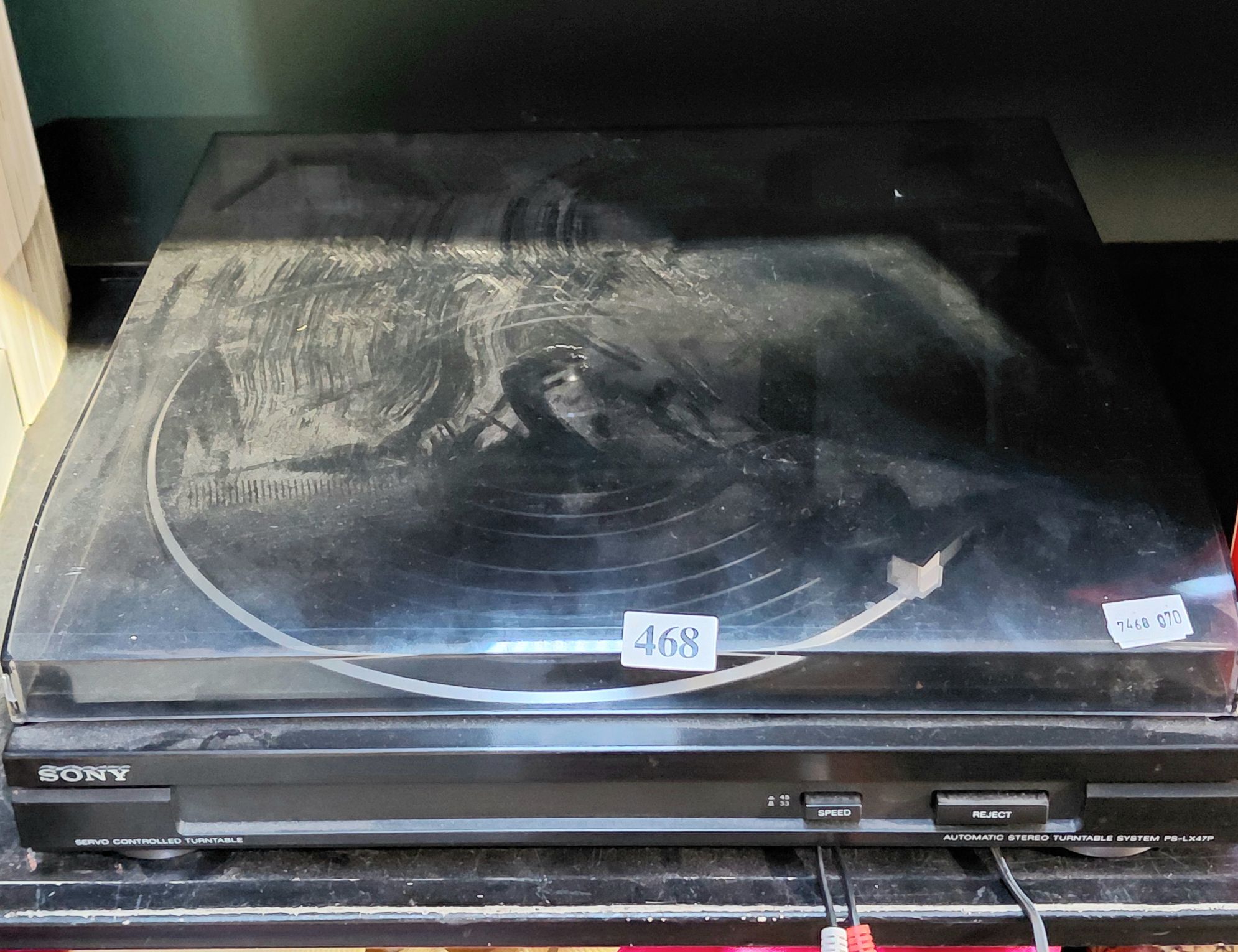 RECORD PLAYER