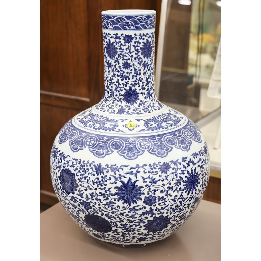 Large Chinese Blue & White Porcelain Bottle Vase 20'' - Qianlong mark