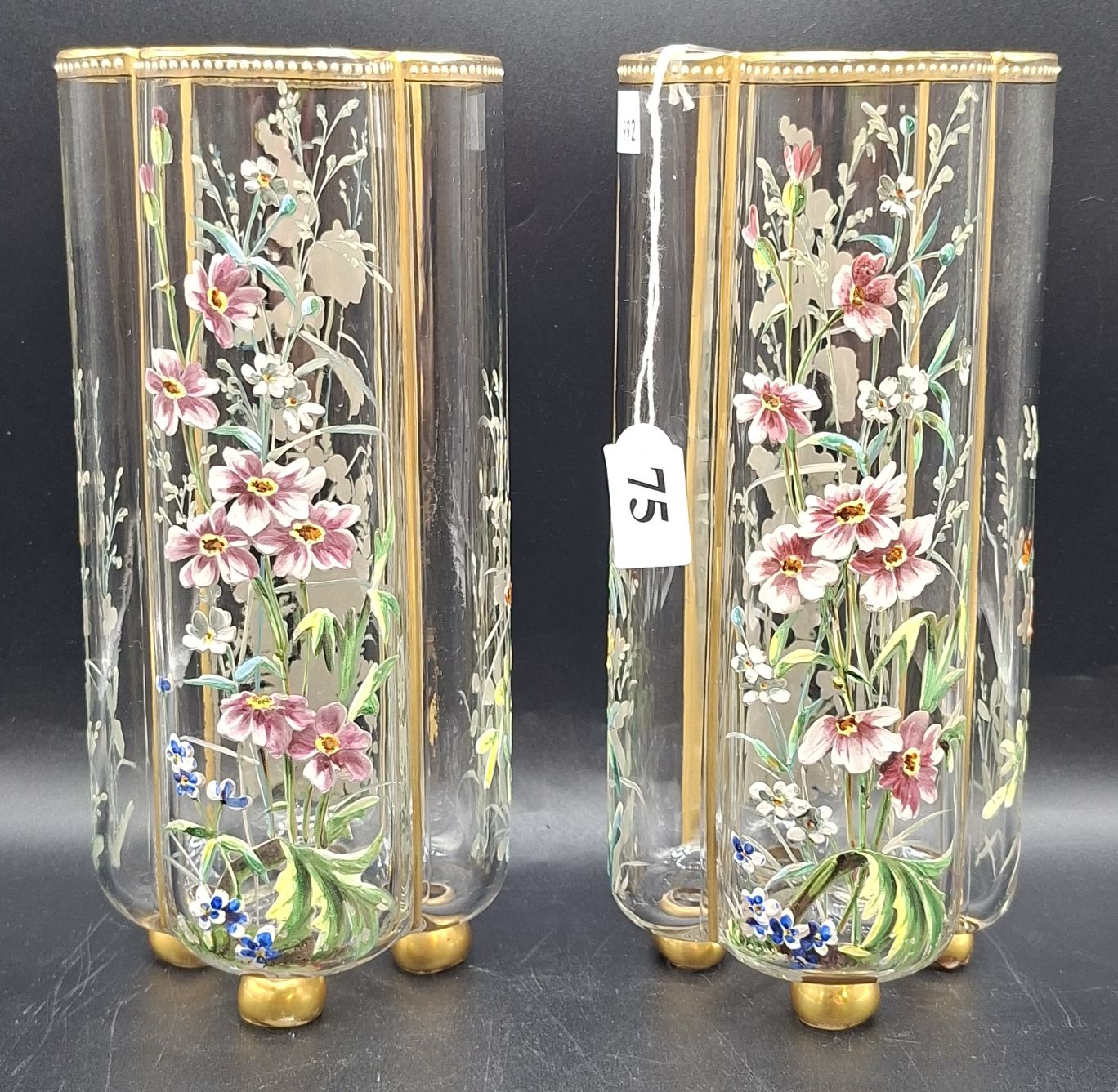 75 · A STUNNING PAIR OF VICTORIAN VASES