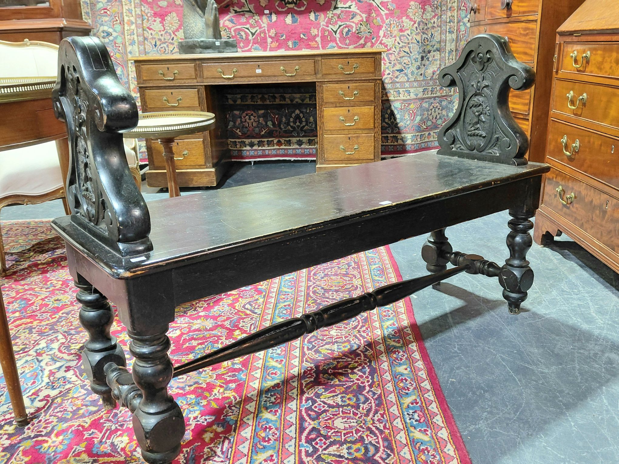 616 · RENAISSANCE REVIVAL HALL SEAT
