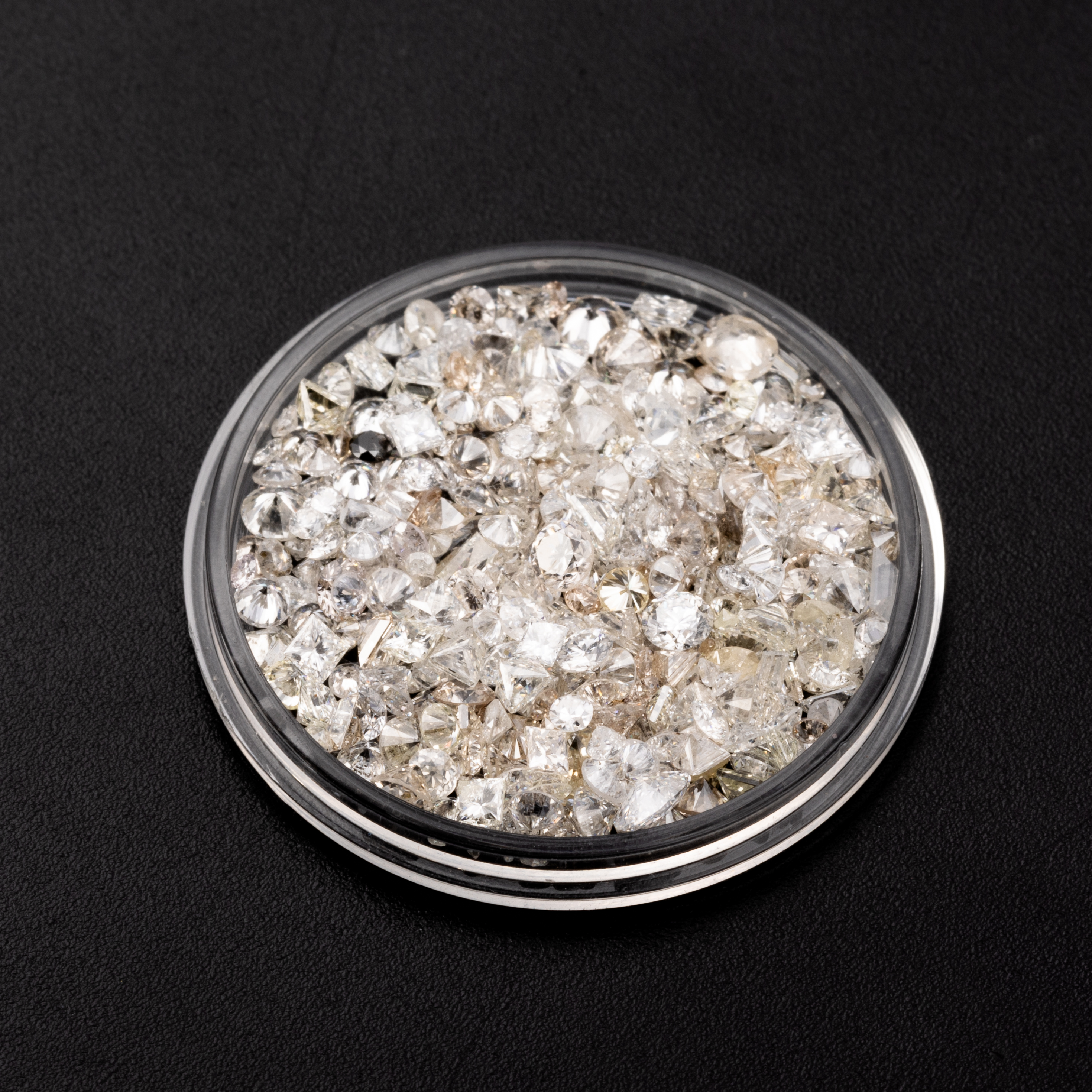 368 · 10 Carat Parcel of Loose Diamonds