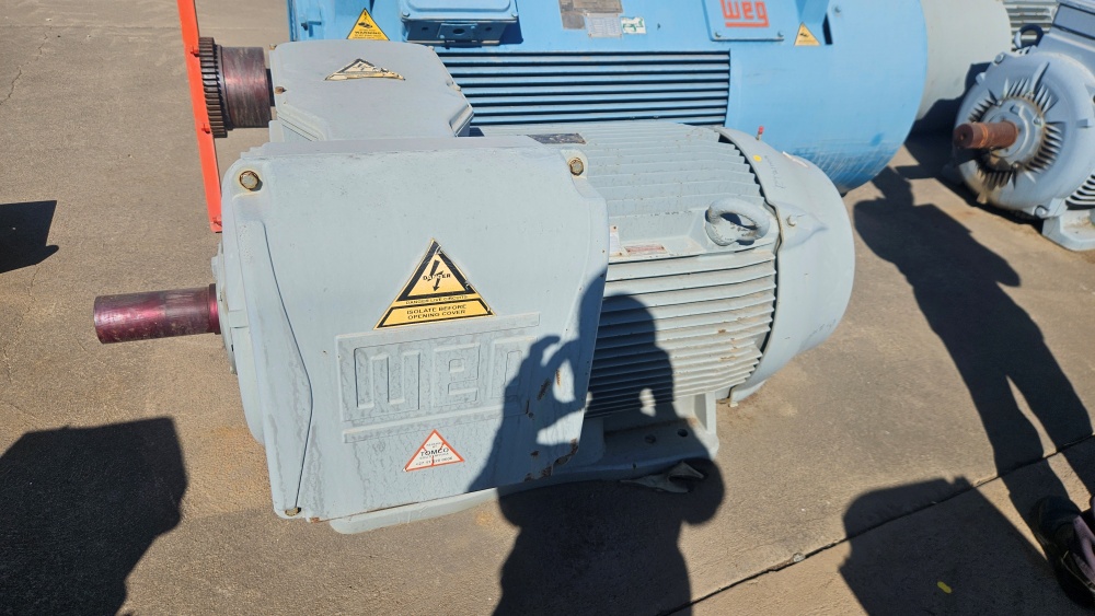 WEG ELECTRIC MOTOR (400KW/ 4P/ 525V)/ (REPAIRED) Aucor