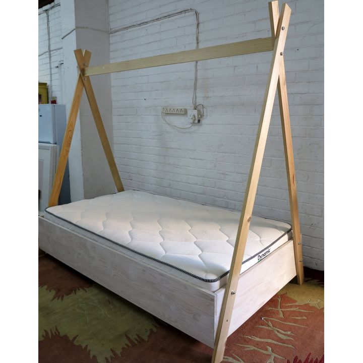 SINGE BASE AND MATTRESS