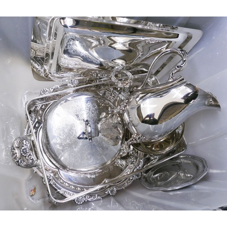 Tote Silverplated Serving Pieces