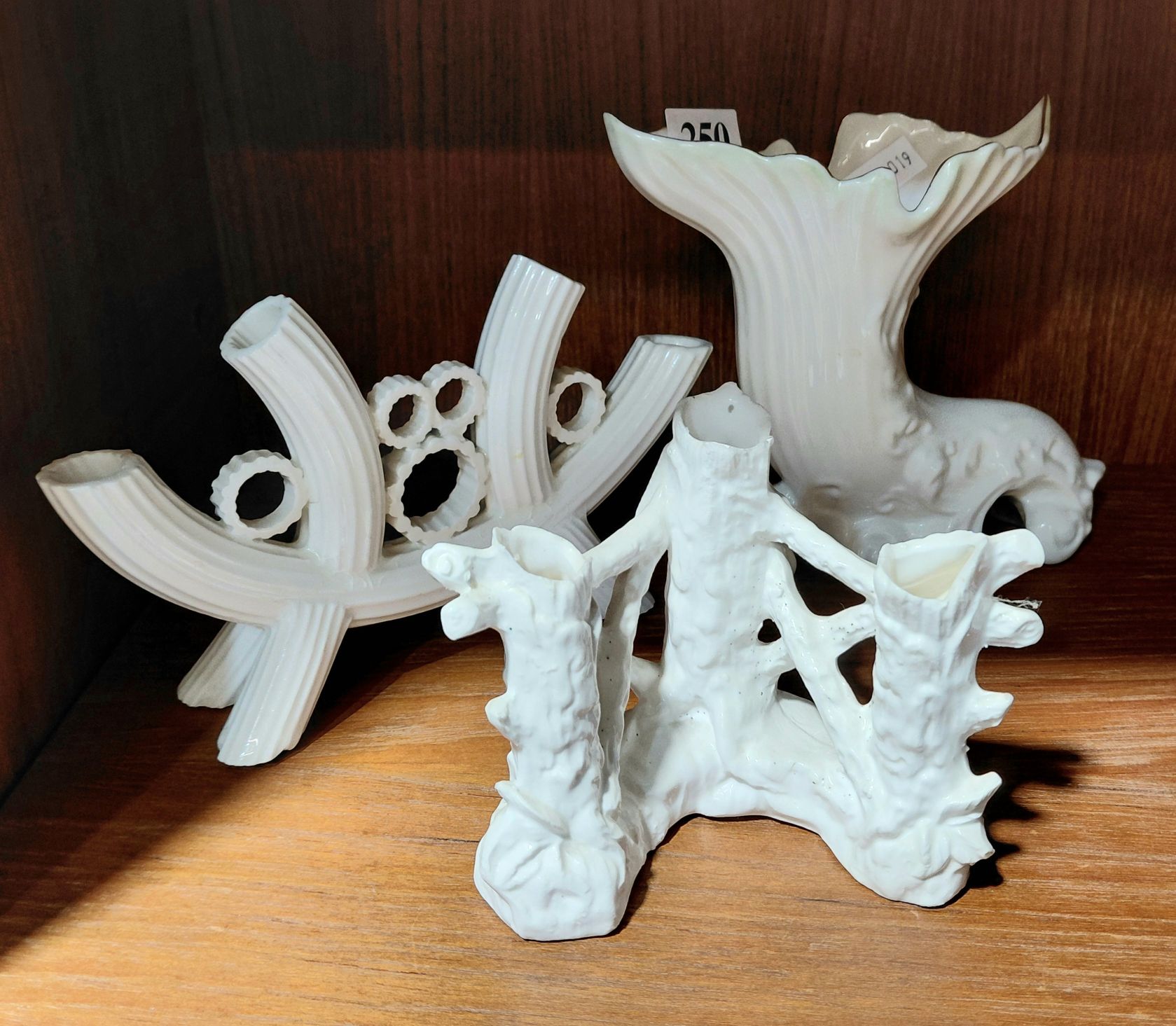 250 · LOG VASES ETC