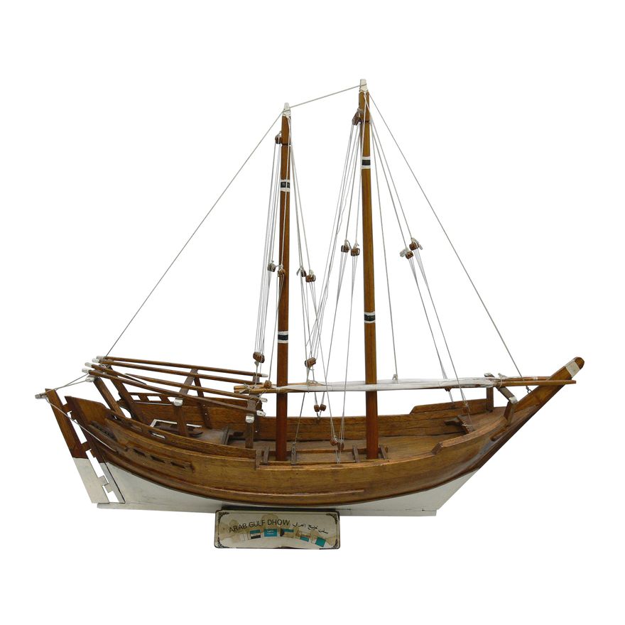 Model łodzi arabskiej dau (dhow)