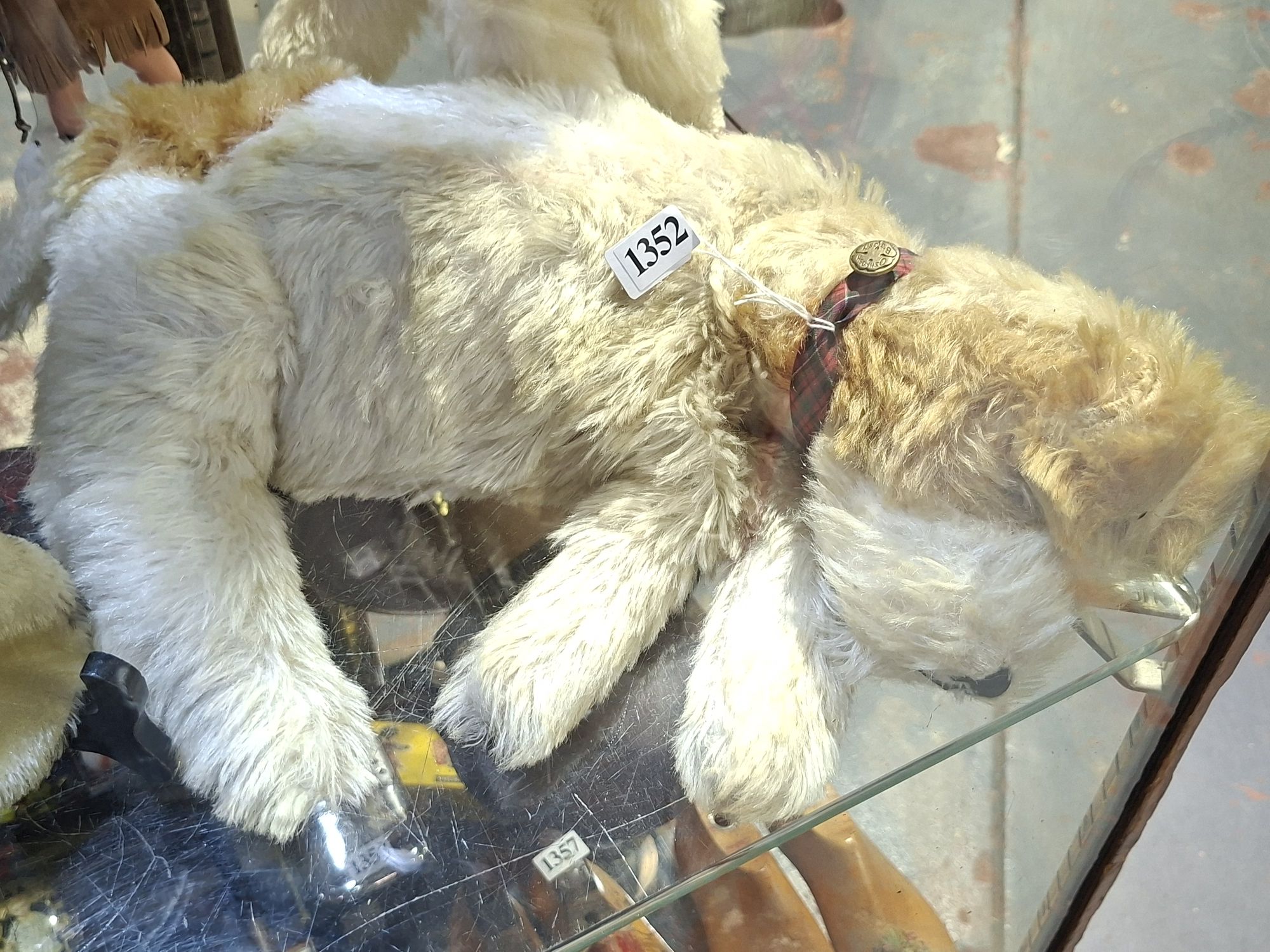 1352 · VINTAGE DOG PYJAMA CASE