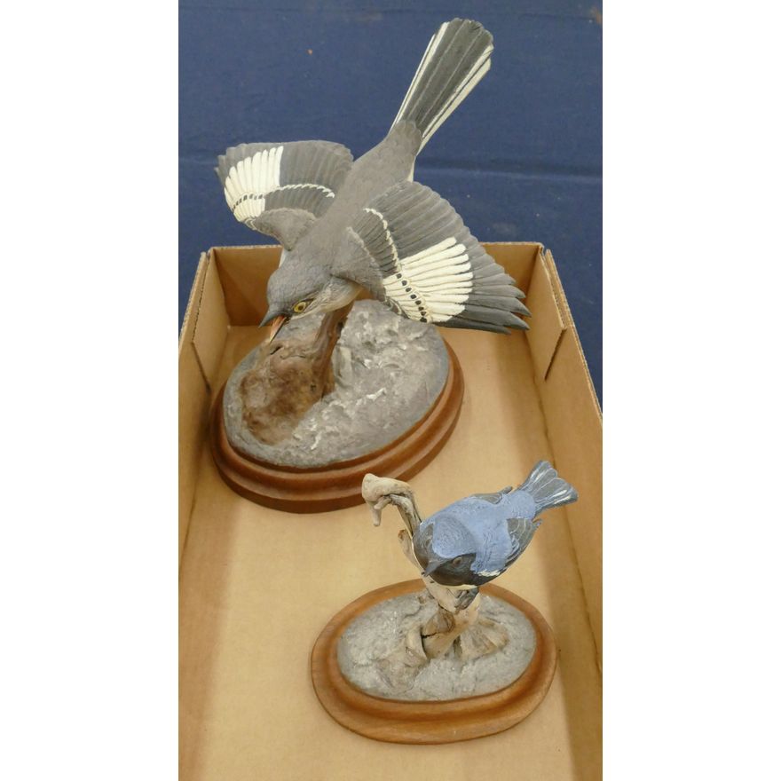 Box 2pc Bill & Grace White Bird Carvings on Bases 6'' and 9''