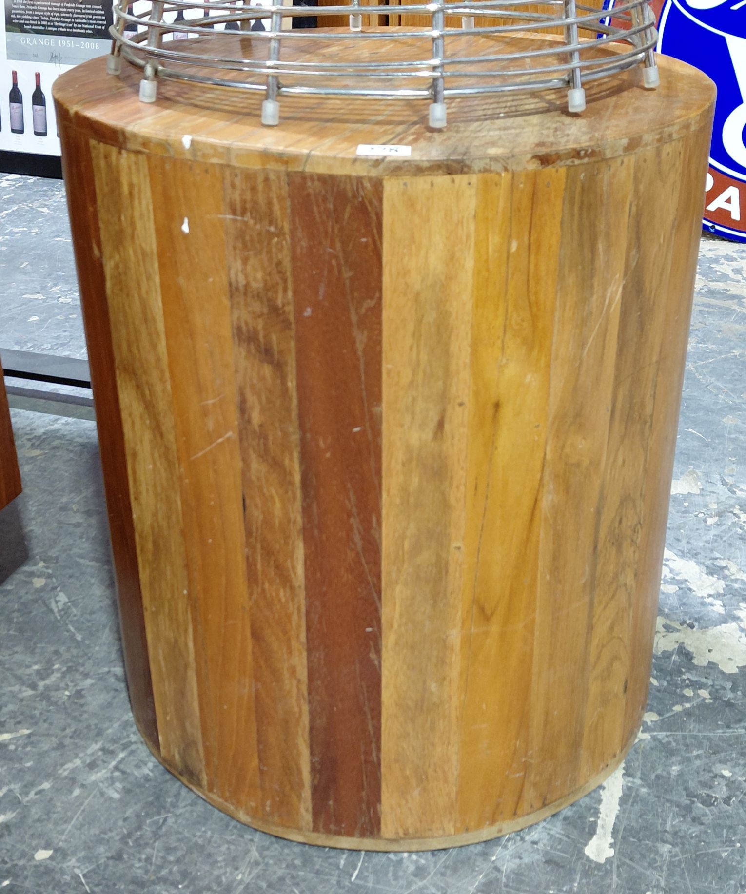 278 · WOODEN OCCASIONAL TABLE