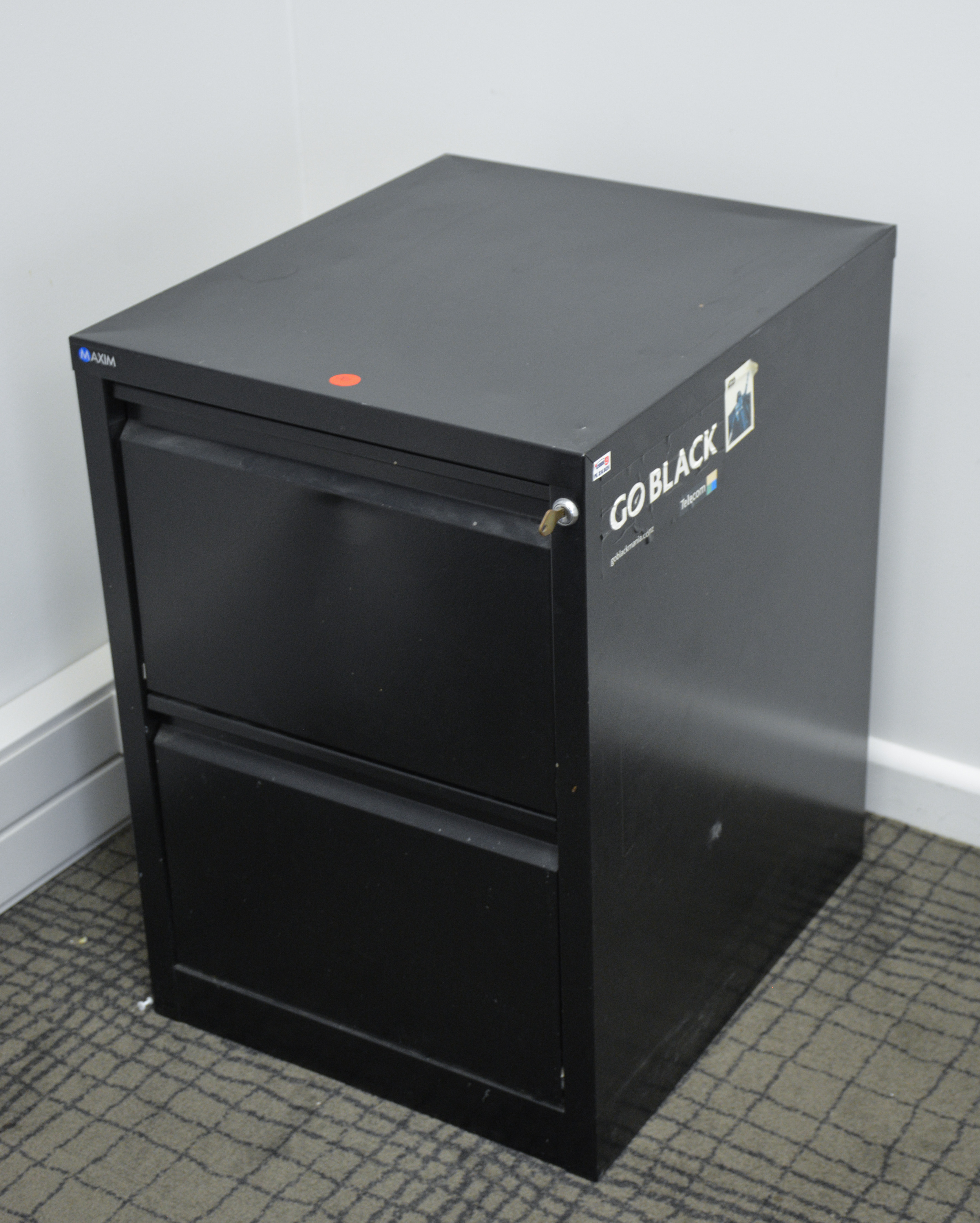 Metal Two Drawer Filing Cabinet with Key — sold at auction in New Zealand for $20