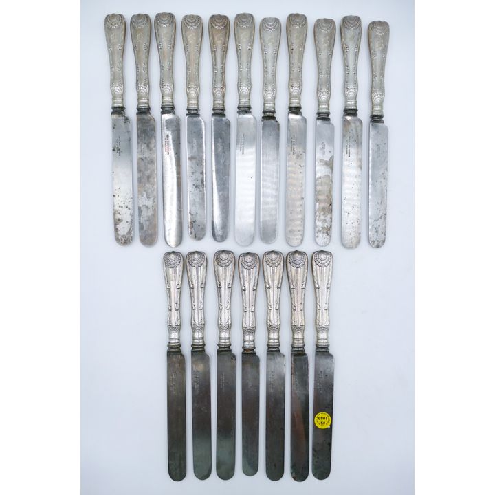Set 18 Antique Tiffany & Co. Sterling Handled Dinner Knives 10''