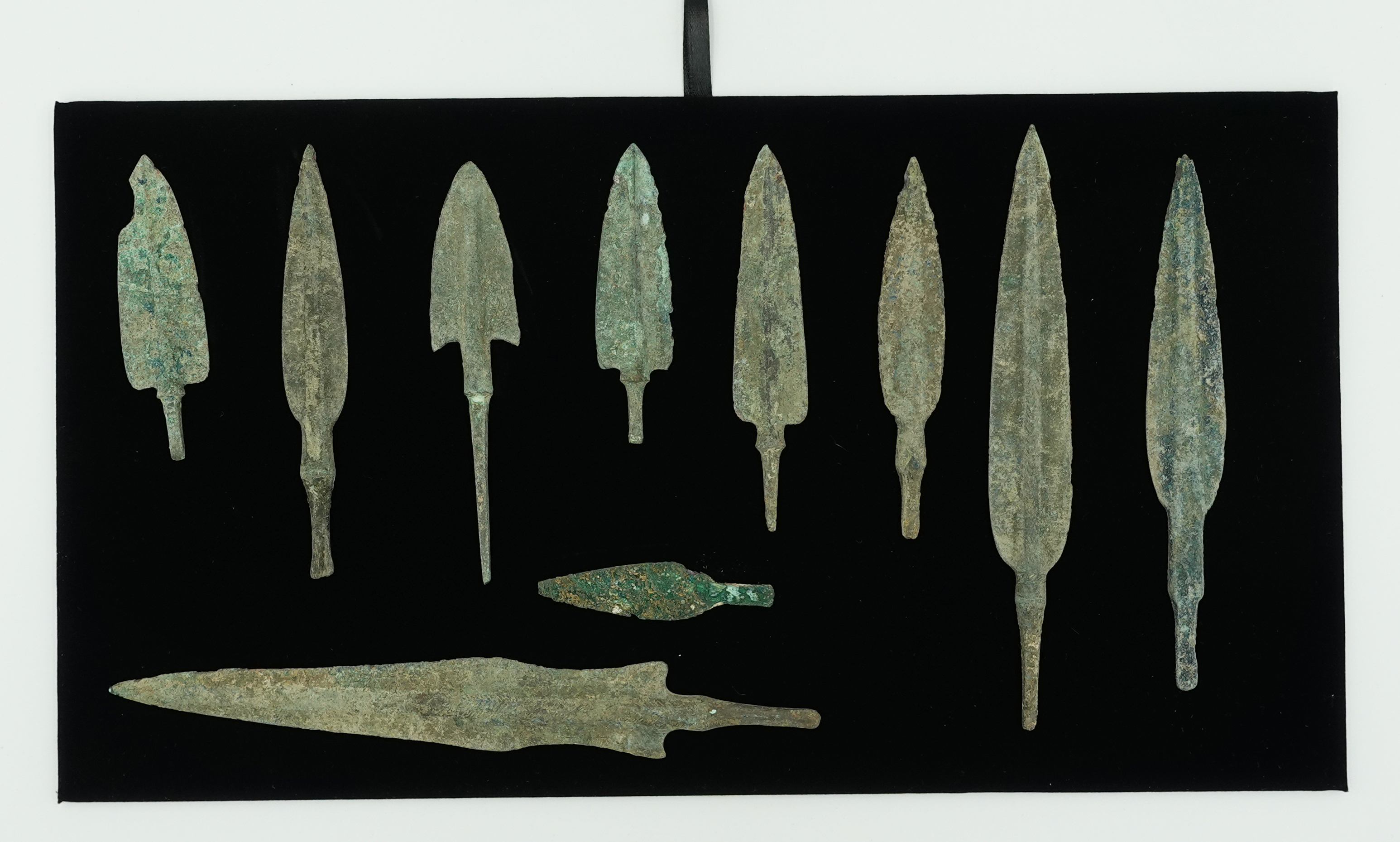 Arrowheads and Spear Points. Luristan. 1,200 - 800 BCE. | Classical ...
