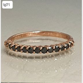 ROSE GOLD ETERNITY RING WITH 15 BLACK DIAMONDS