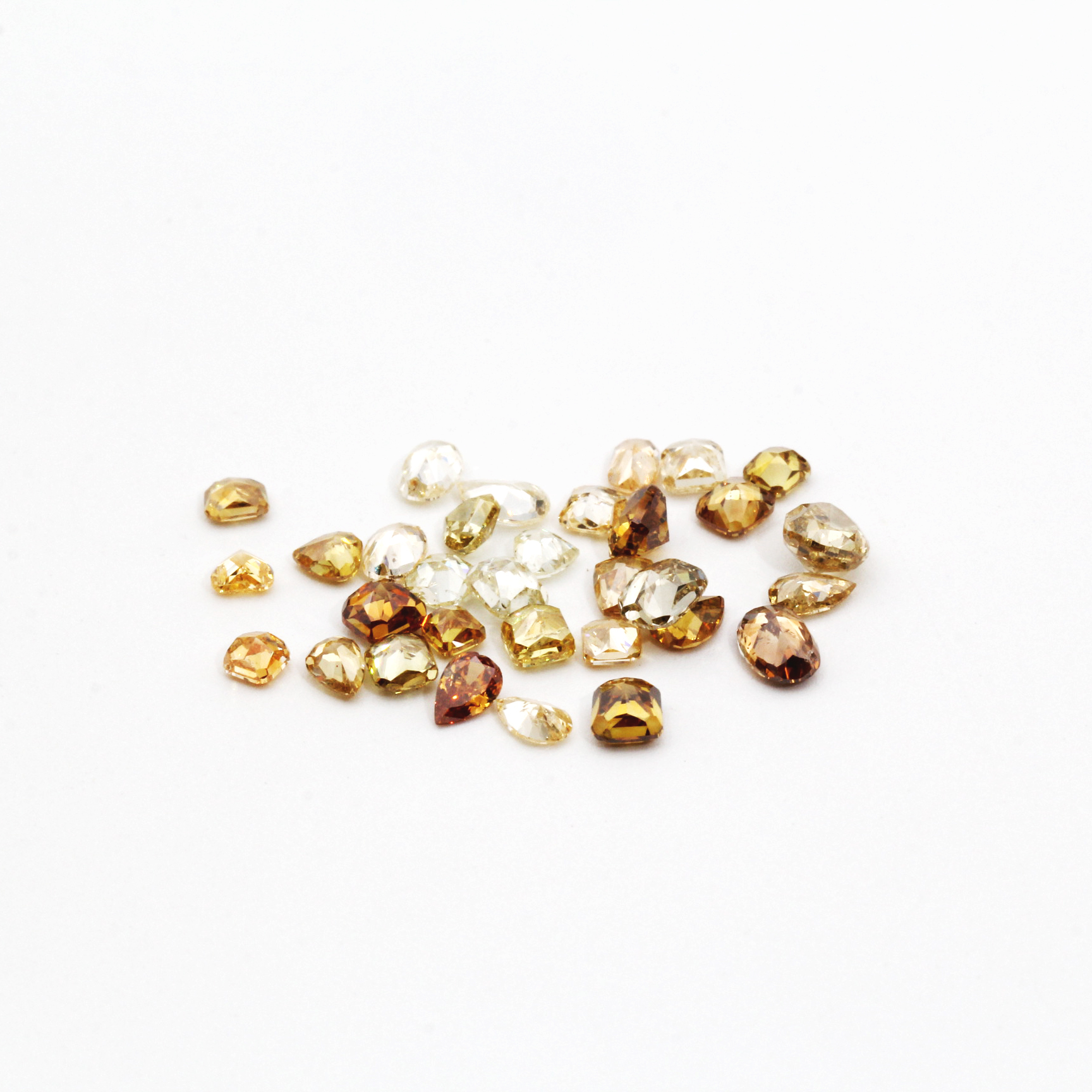 306 · 4.1ct Fancy Coloured Diamond  Parcel