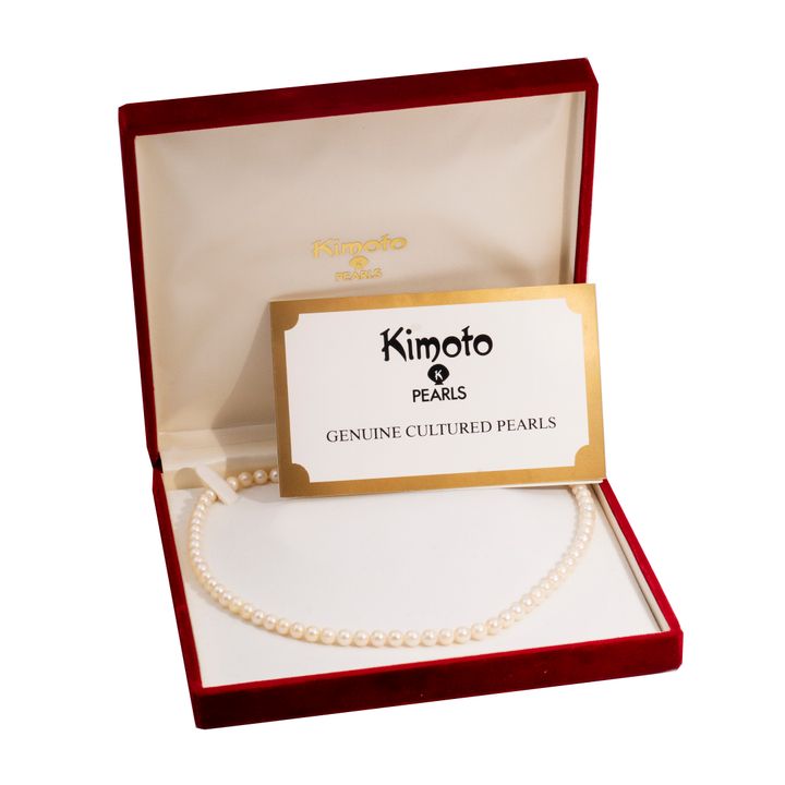 Akoya Pearl Strand with 14 Carat Clasp,