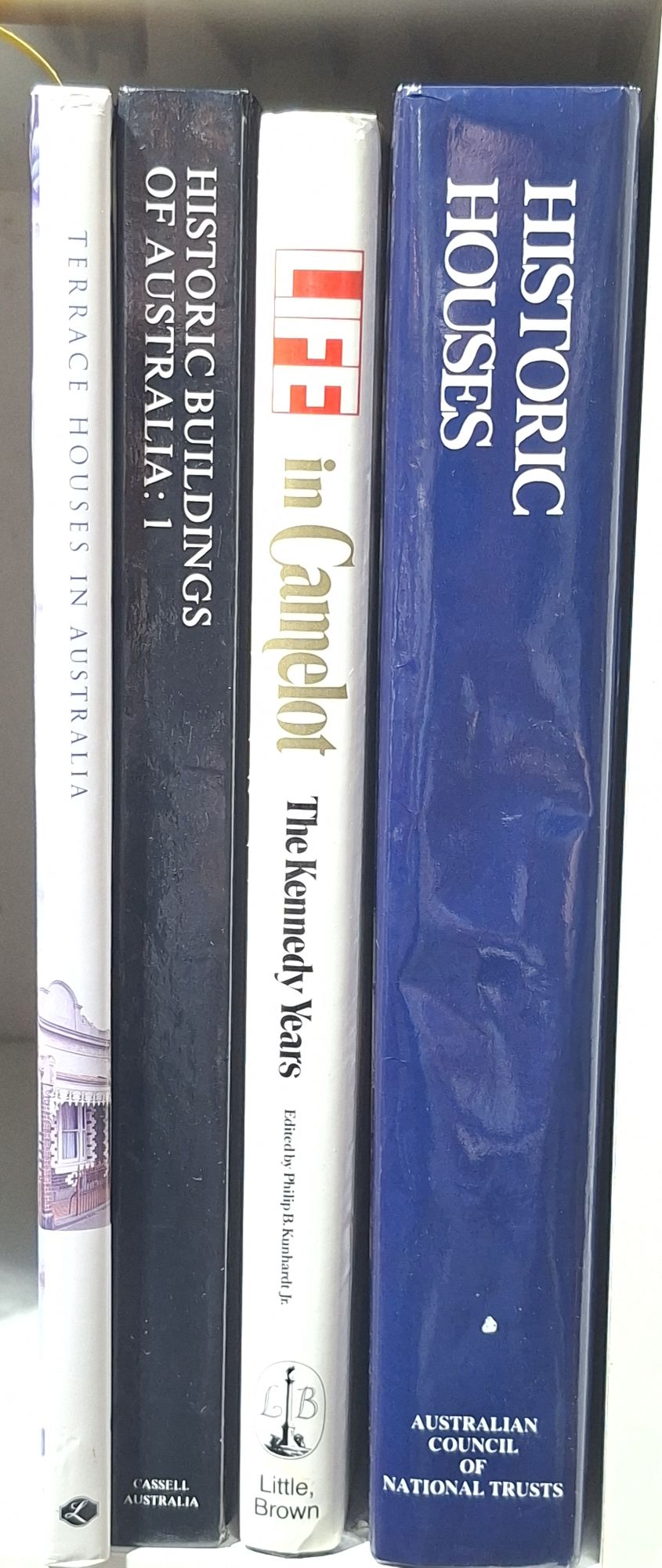 Australian House Books